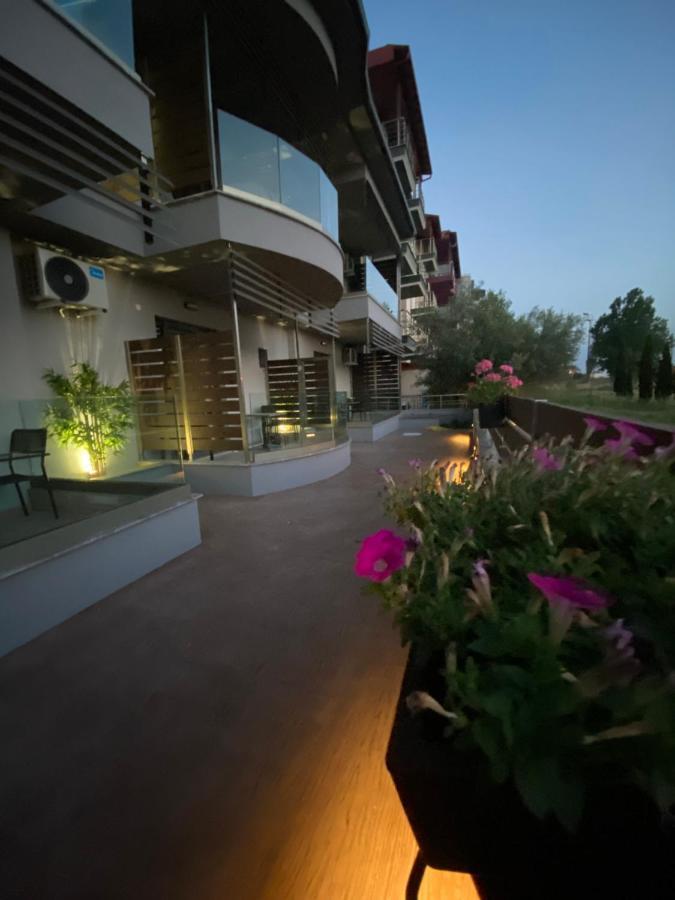 Levanda Suites Paralía 외부 사진